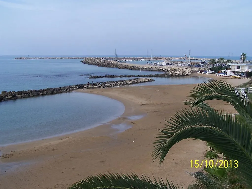 Hotel Sul Mare Al Gabbiano Scoglitti 4*,