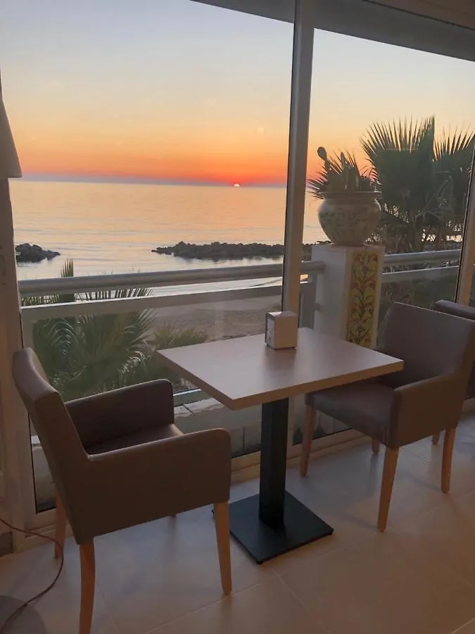 Hotel Sul Mare Al Gabbiano Scoglitti 4*,  Italy